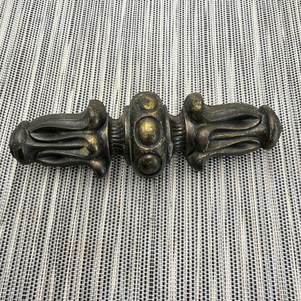Vintage Antique Brass Drawer Pull Handle Ornate Embossed 3 Inch Center P2603 955